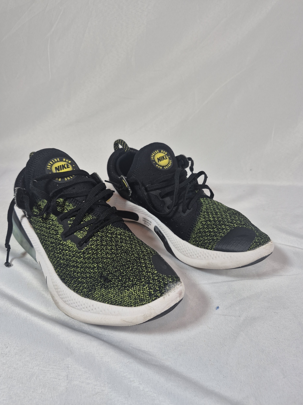 Nike-Joyride Run Flyknit 'Black Kids Black and Neon Green Knit Sneakers